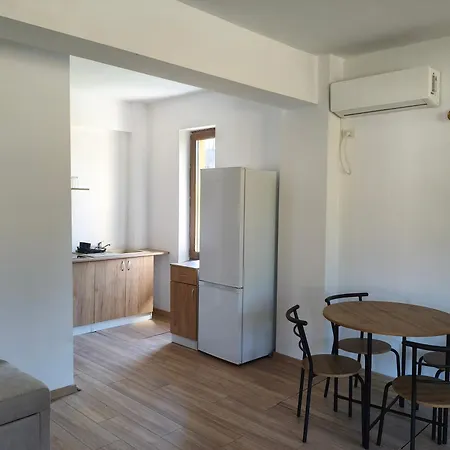 Voievozilor Garden View コンスタンツァ